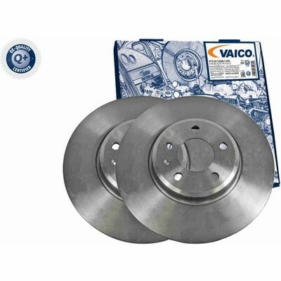 Q+,  Première Monte