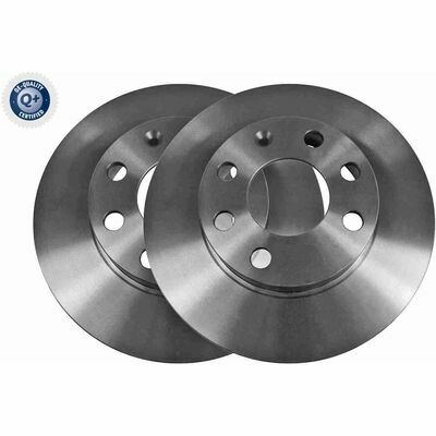 Q+,  Première Monte