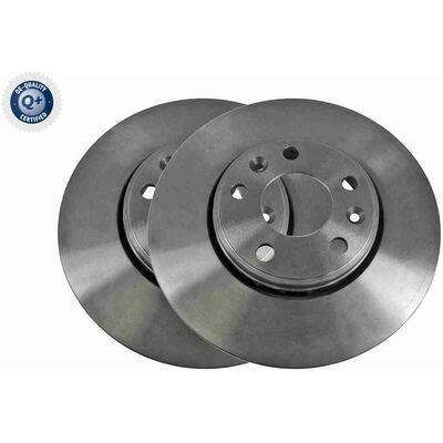 Q+,  Première Monte