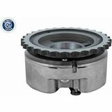 Q+,  Première Monte