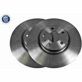 Q+,  Première Monte