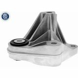 Q+,  Première Monte