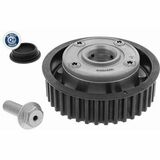 Q+,  Première Monte